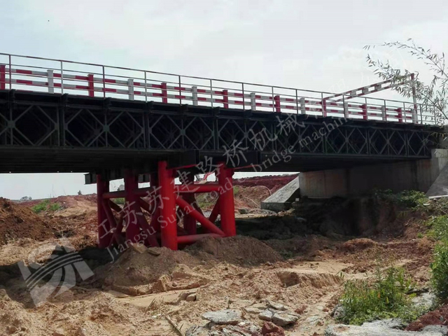 Temporary steel bridge solution for damaged river crossings after floods