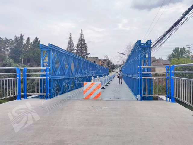 Assembled steel pedestrian bridge in Dantu improving daily resident access