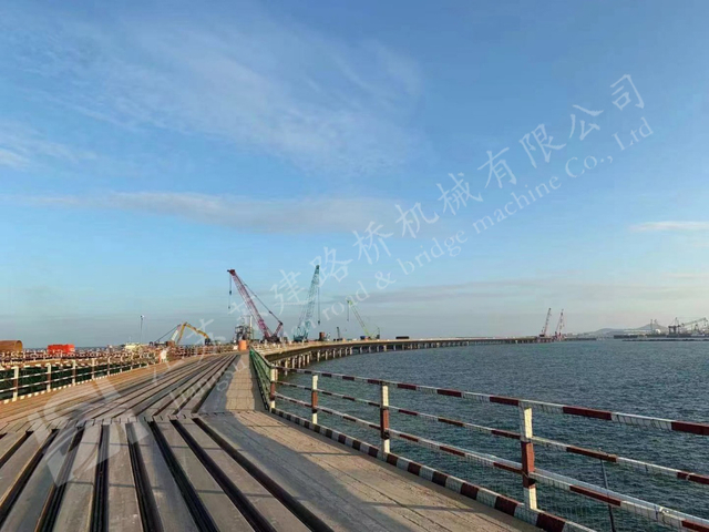 Macau cross sea steel bridge for heavy duty coastal traffic access