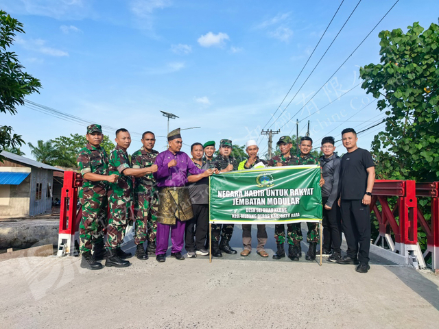 Indonesia temporary Bailey bridge handover for military emergency rescue project