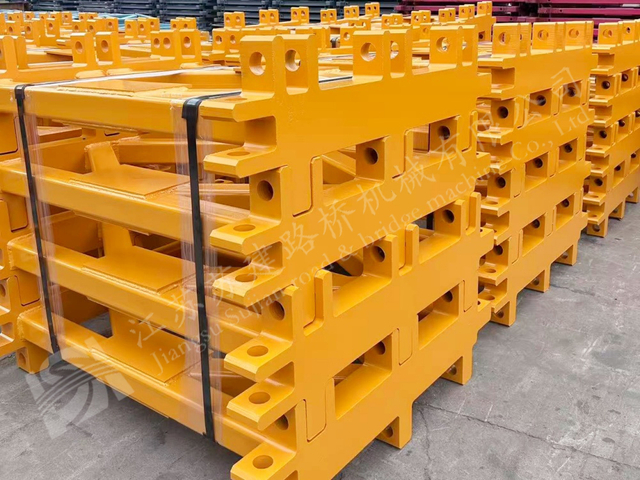 Stacked steel bridge deck components for temporary access bridge projects